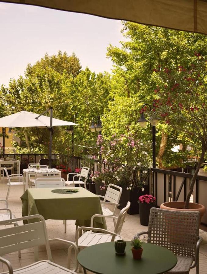 Hotel Miramare Et De La Ville Rimini Ngoại thất bức ảnh