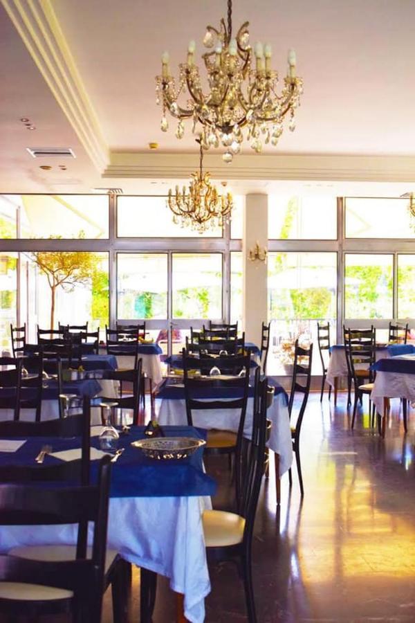 Hotel Miramare Et De La Ville Rimini Ngoại thất bức ảnh