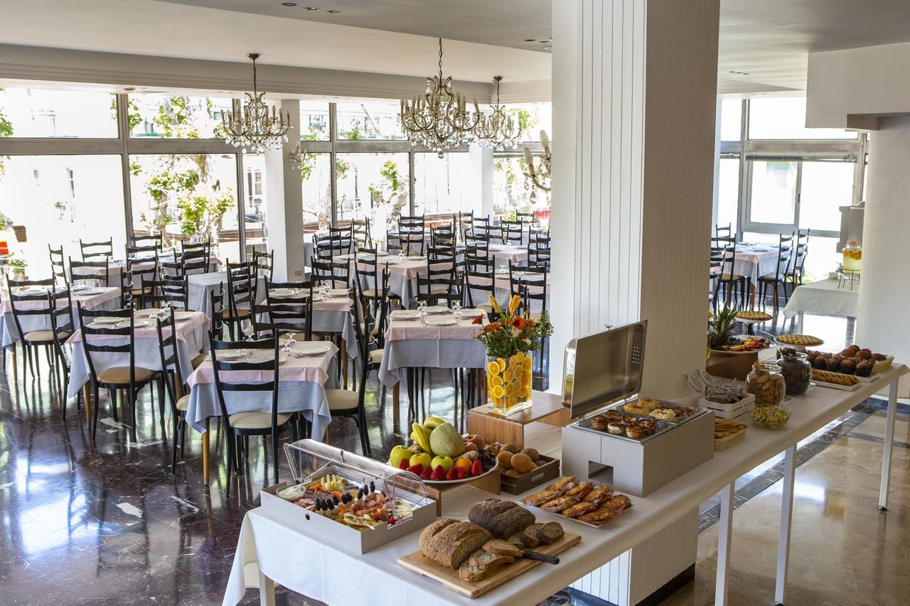 Hotel Miramare Et De La Ville Rimini Ngoại thất bức ảnh
